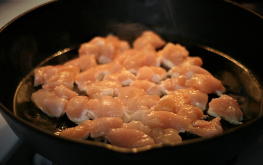 09 - Home Chef Teriyaki-Sriracha Chicken Stir-Fry with brown rice and zucchini - cooking chicken